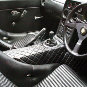Nakamae Quilted Center Console For Manual Windows