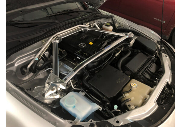 Carbing Front Strut Bar Type 2 - Image 5